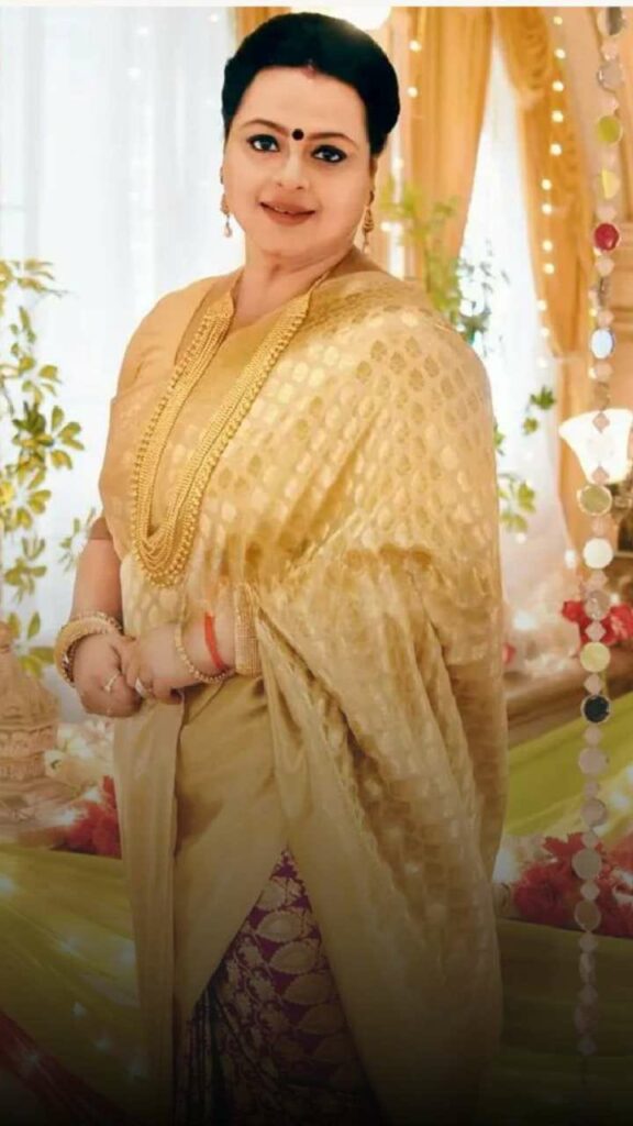 Shilpa Shirodkar Biography